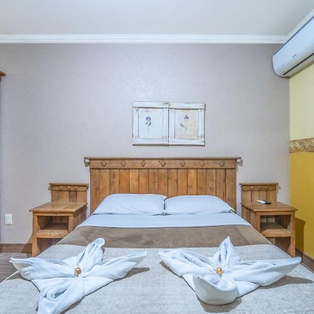 Alameda Paradiso Hotel Грамаду Екстер'єр фото